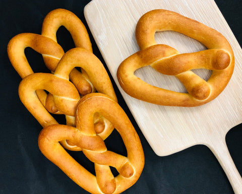 Pretzel, Fat Traditional Full Bake (6 Pack)