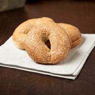 Bagel, Sesame Medium (12 Pack)