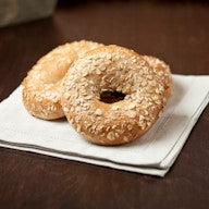 Bagel, Wheat Oat Top Medium (12 Pack)